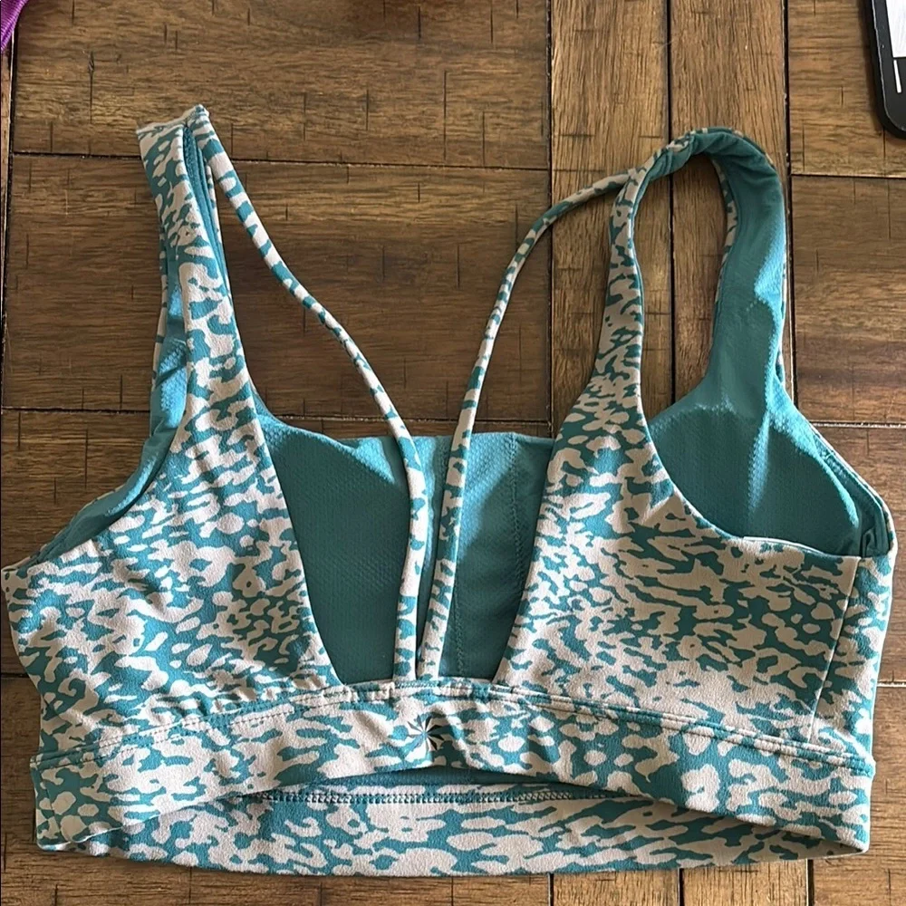 Athleta Blue leopard print Sports Bra Moisture-Wicking Intimates - Picture 2 of 3